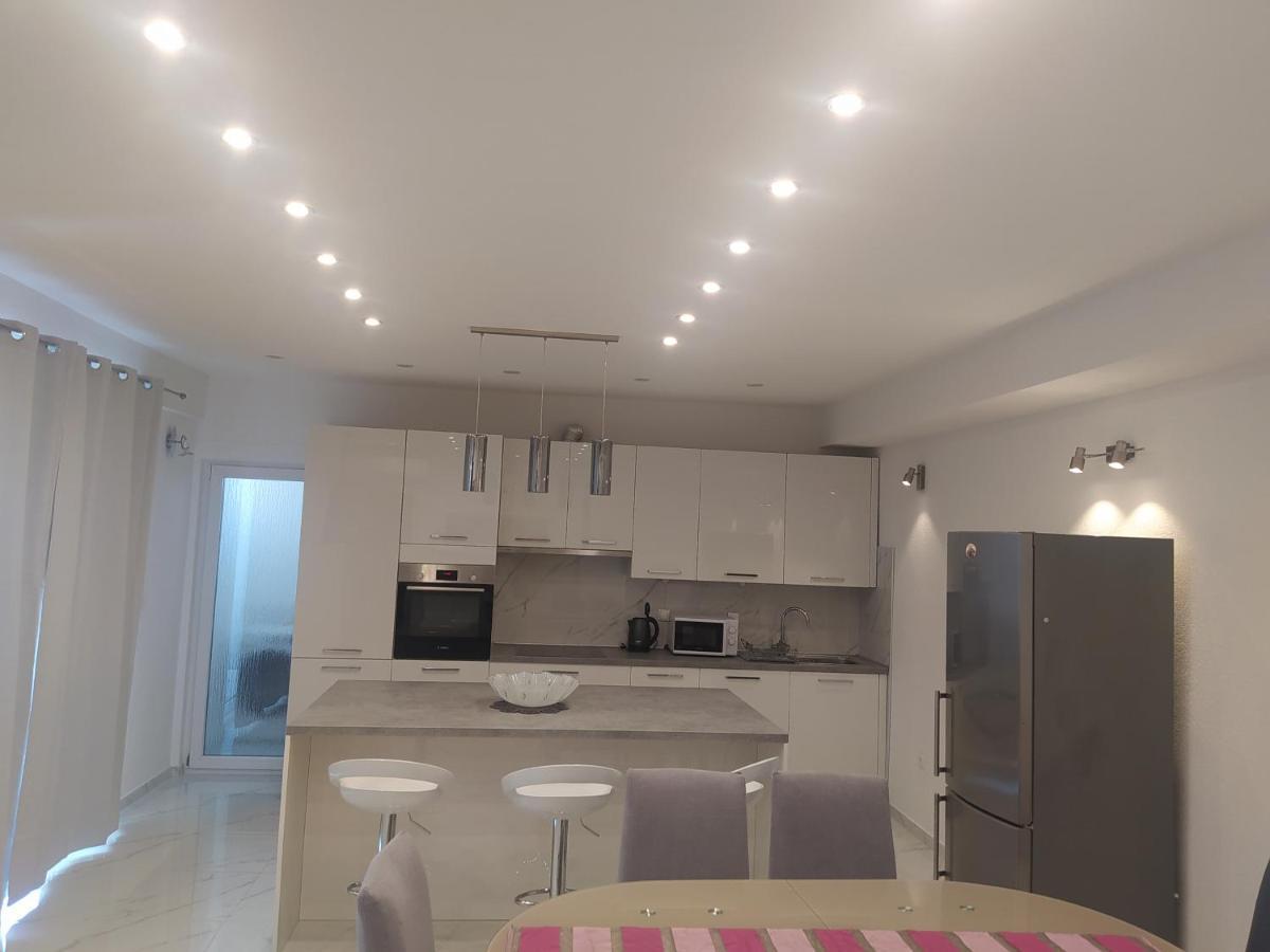 Apartmani Trubi 3 Vodice Exterior photo