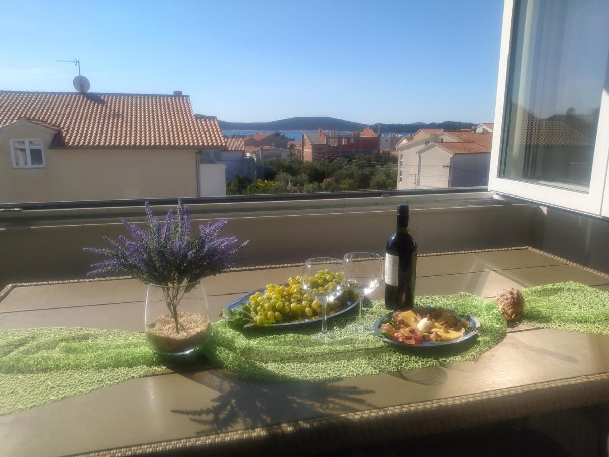 Apartmani Trubi 3 Vodice Exterior photo